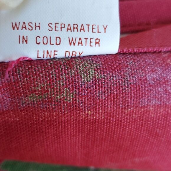 WORLD MARKET SET OF 8 PLACEMATS AND NAPKINS RED PURPLE YELLOW COTTON GRAPEVINES - Picture 6 of 8